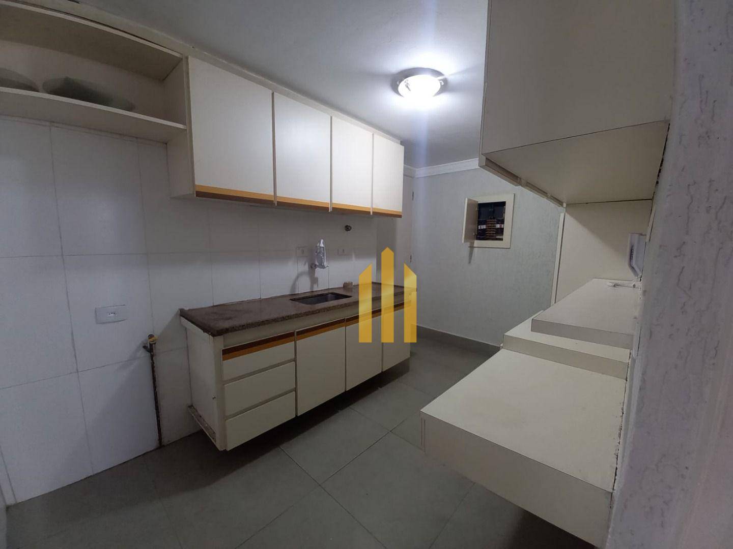 Apartamento para alugar com 3 quartos, 90m² - Foto 45