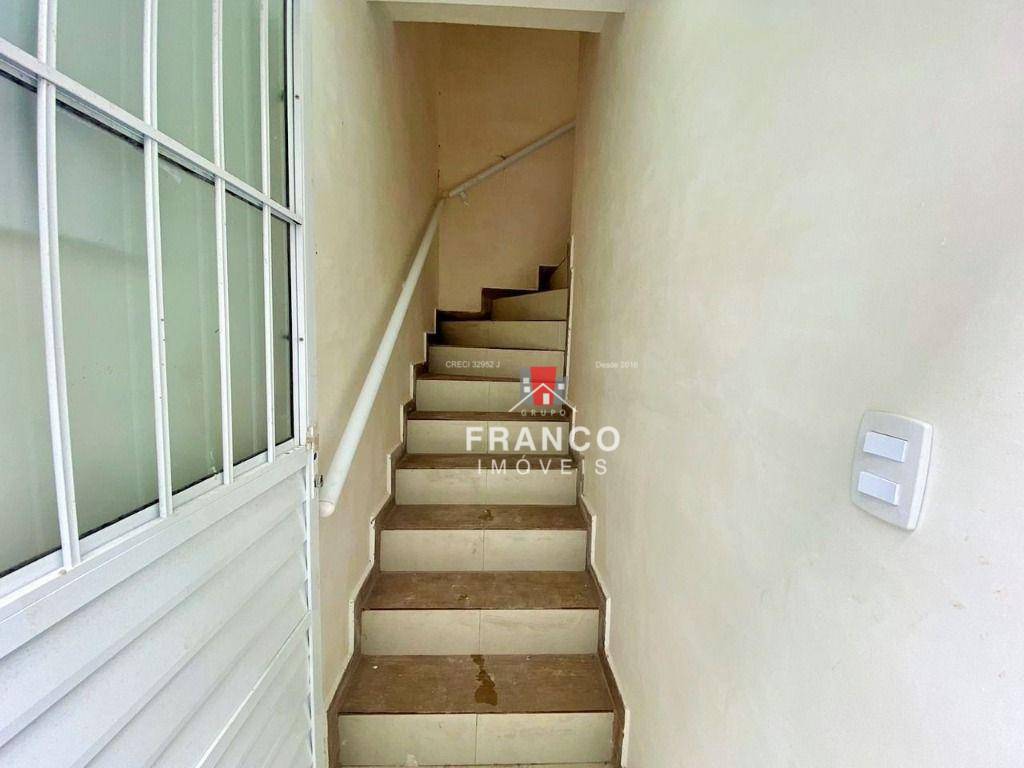 Sobrado à venda com 2 quartos, 50m² - Foto 3