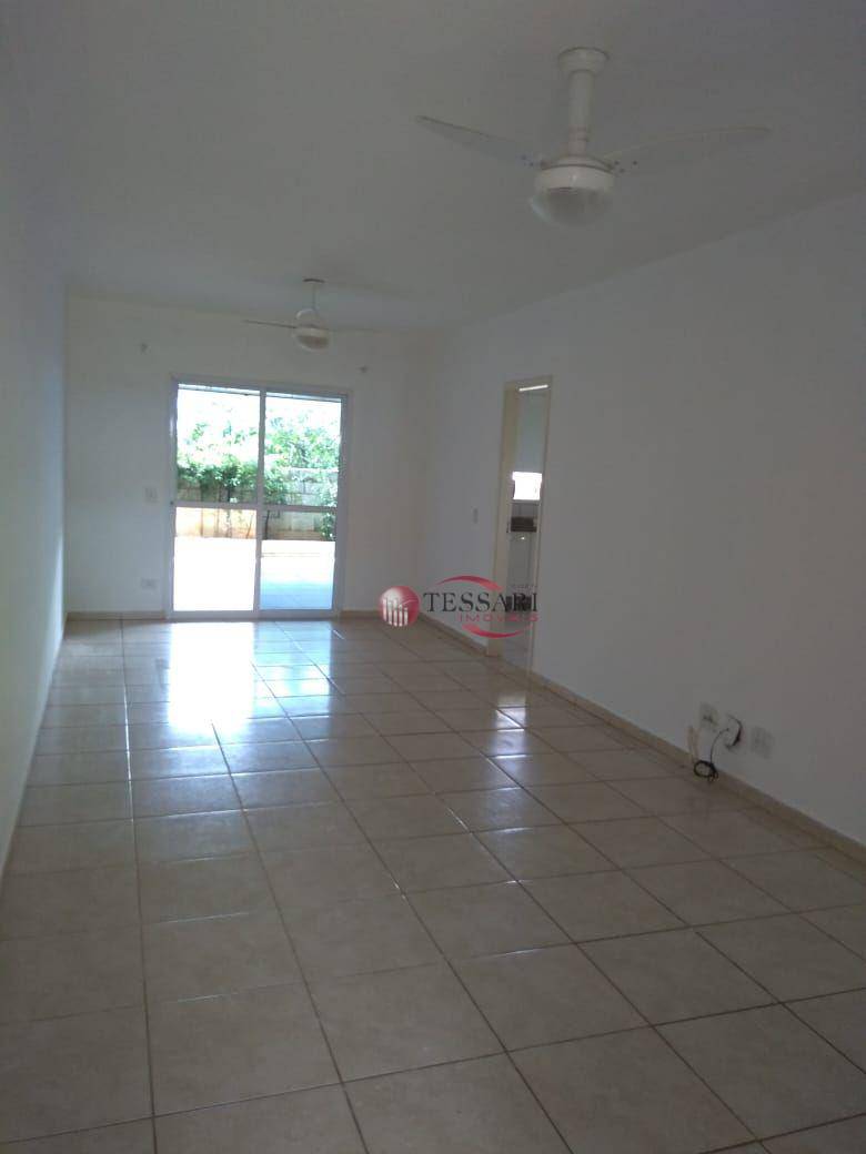 Casa à venda com 3 quartos, 150m² - Foto 1