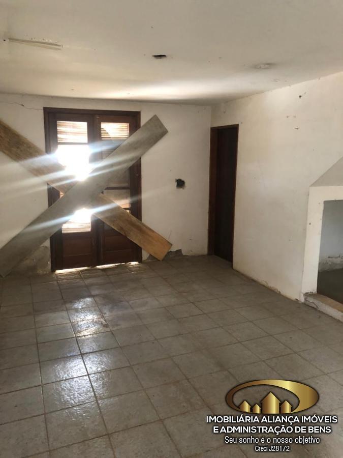 Casa à venda com 4 quartos, 320m² - Foto 13