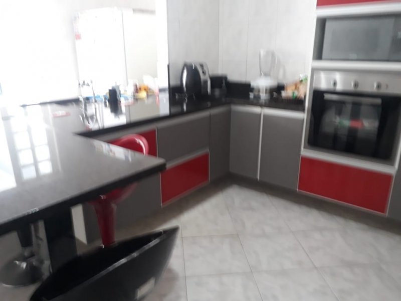 Sobrado à venda com 5 quartos, 60m² - Foto 11