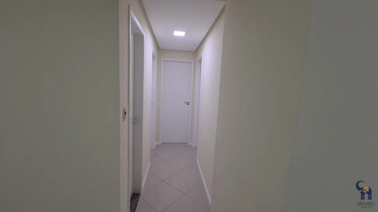 Apartamento à venda com 3 quartos, 75m² - Foto 13