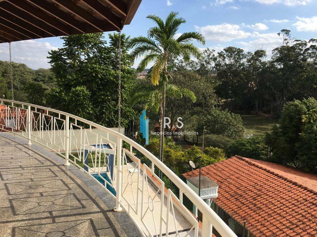 Casa de Condomínio à venda com 4 quartos, 400m² - Foto 42