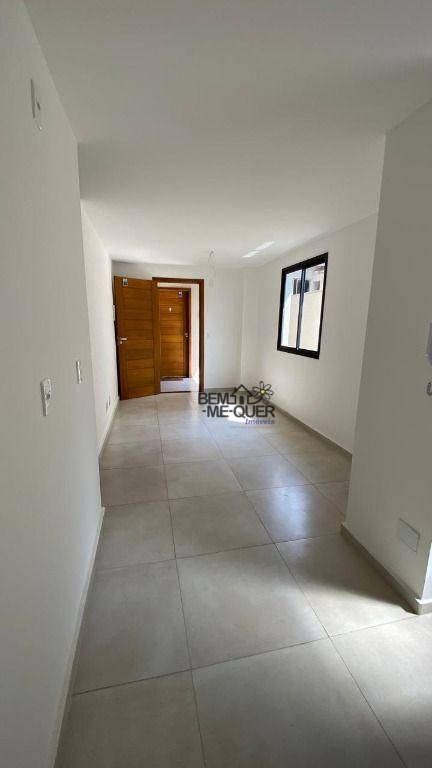 Apartamento à venda com 2 quartos, 47m² - Foto 1