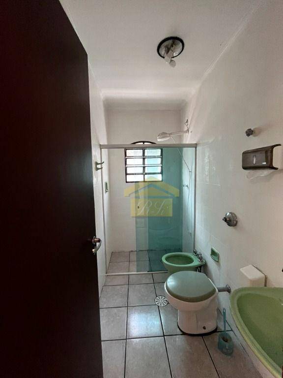 Sobrado à venda e aluguel com 4 quartos, 220m² - Foto 10