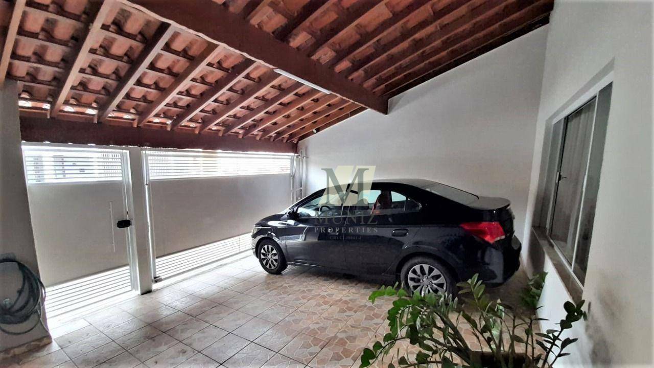 Casa à venda com 4 quartos, 153m² - Foto 3