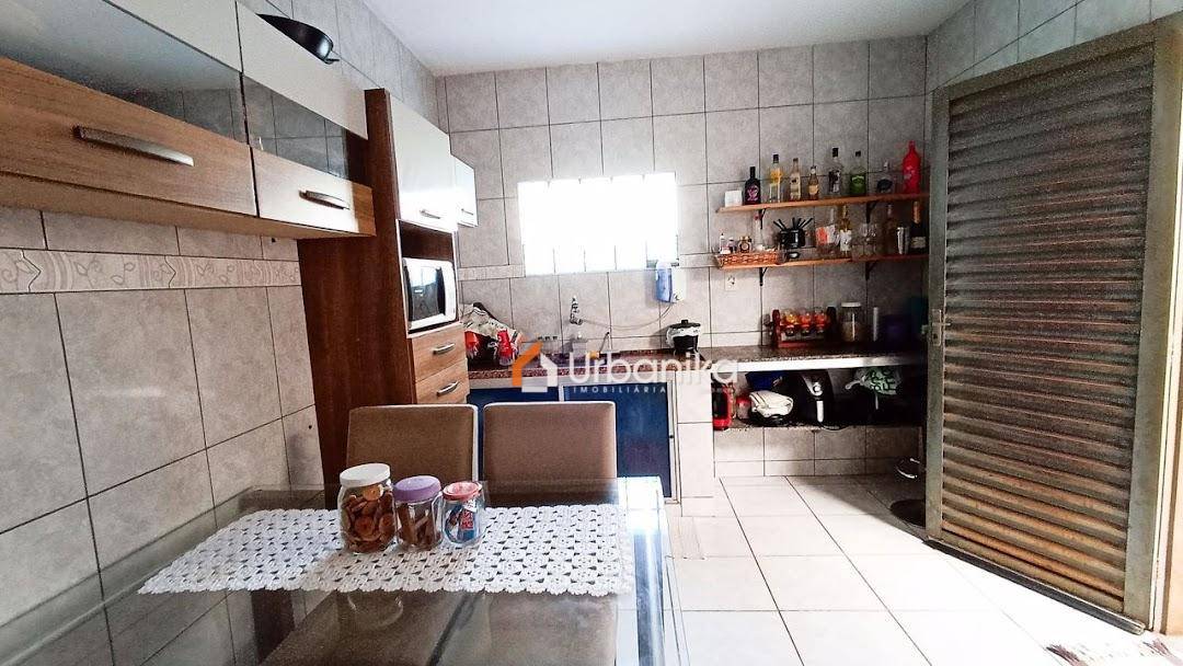 Casa, 2 quartos, 94 m² - Foto 3