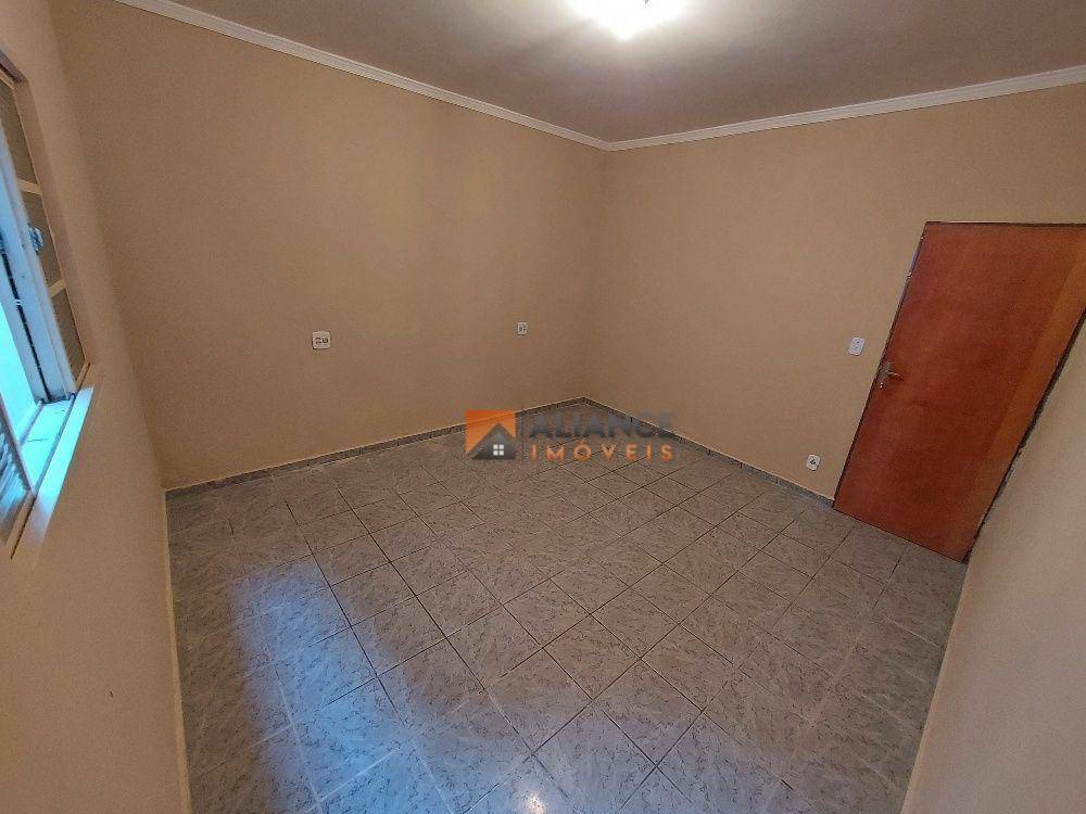 Casa à venda com 2 quartos, 98m² - Foto 12