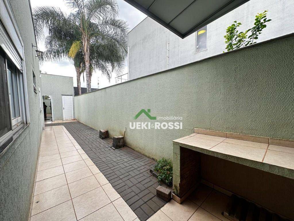 Casa à venda com 4 quartos, 241m² - Foto 38