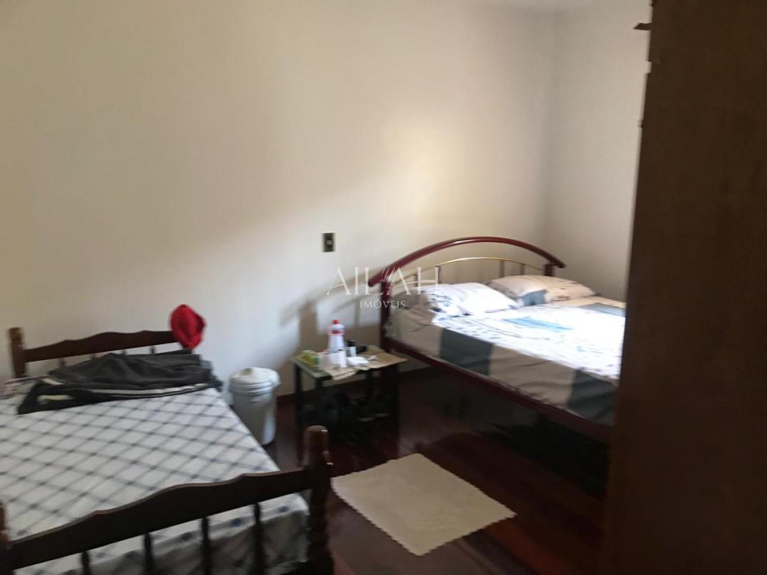 Casa à venda com 3 quartos, 360m² - Foto 11