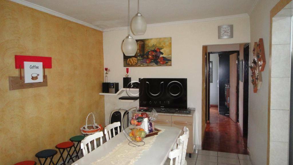 Casa à venda com 4 quartos, 125m² - Foto 3