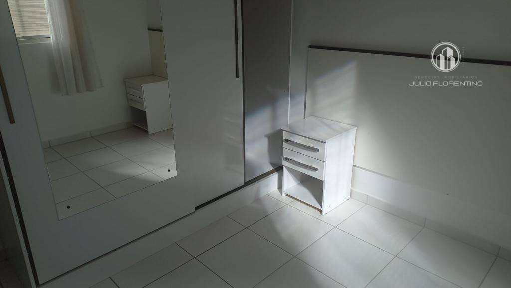 Apartamento à venda com 2 quartos, 67m² - Foto 10