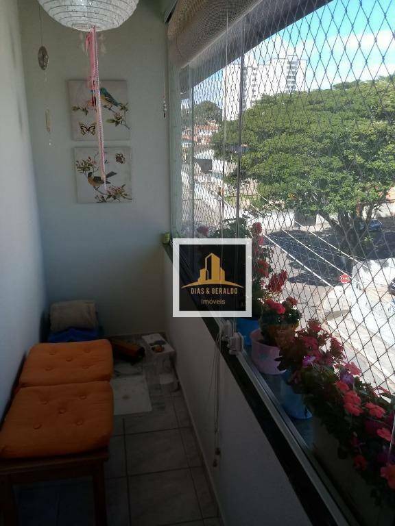 Apartamento à venda com 3 quartos, 96m² - Foto 8