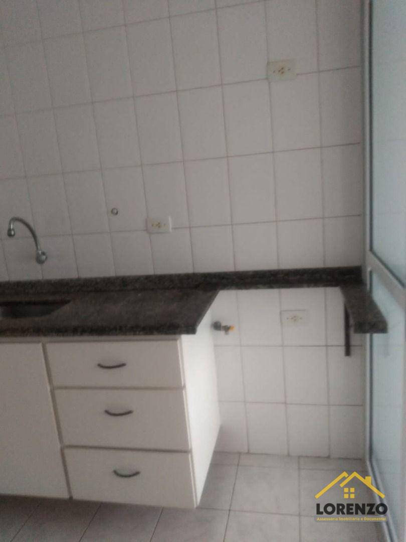 Apartamento à venda com 3 quartos, 70m² - Foto 11