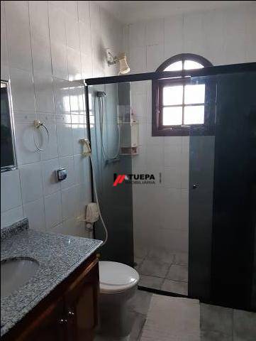 Sobrado à venda com 3 quartos, 219m² - Foto 1