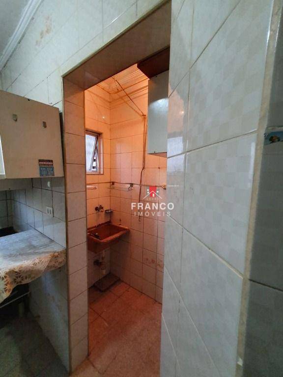 Apartamento à venda com 1 quarto, 45m² - Foto 18