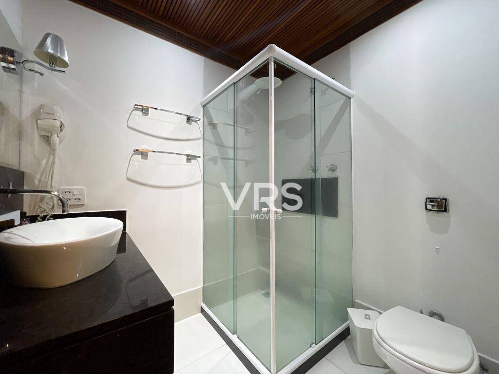Apartamento para alugar com 2 quartos, 65m² - Foto 18