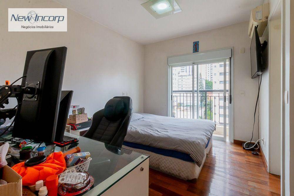 Apartamento à venda com 4 quartos, 240m² - Foto 23