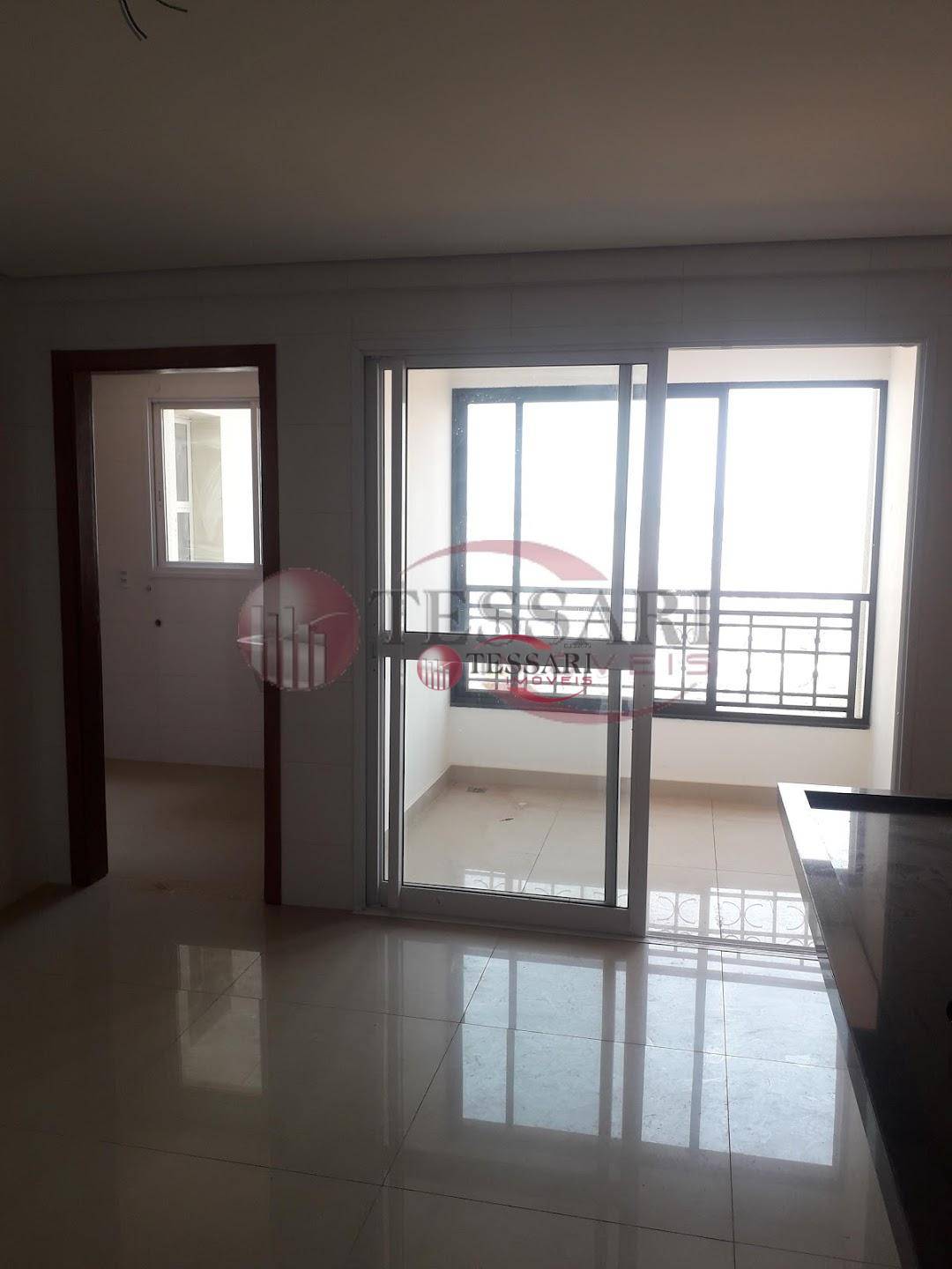 Apartamento à venda com 3 quartos, 260m² - Foto 2