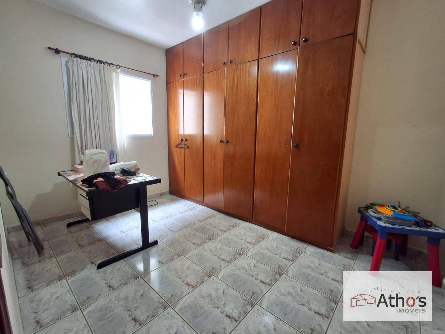 Casa à venda com 3 quartos, 182m² - Foto 14