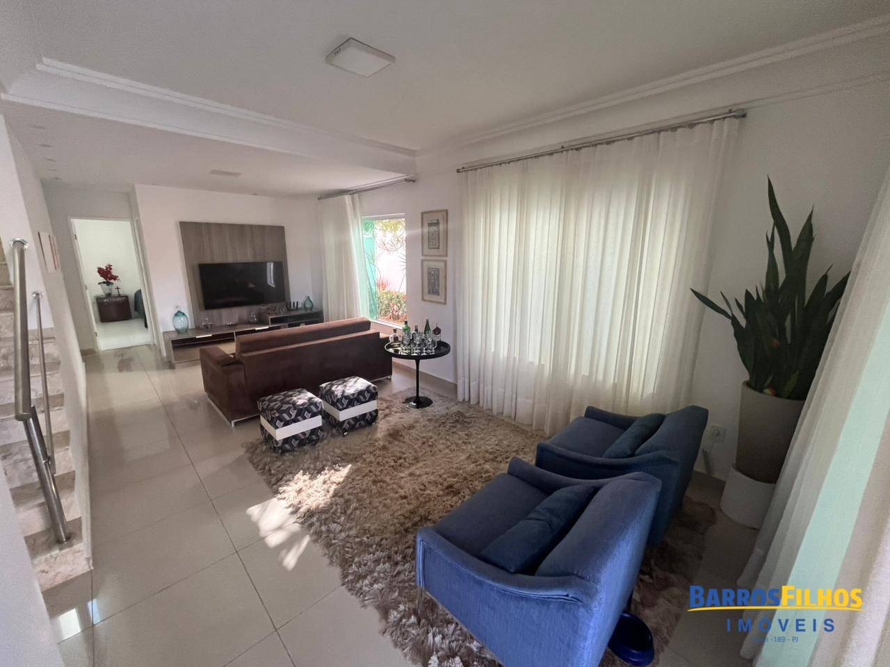 Casa de Condomínio, 4 quartos - Foto 1