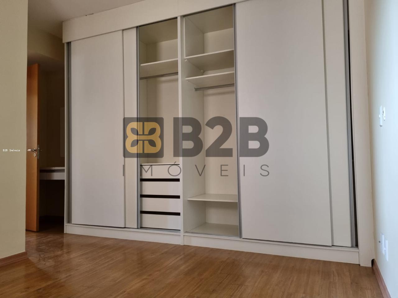 Apartamento à venda com 3 quartos, 94m² - Foto 10