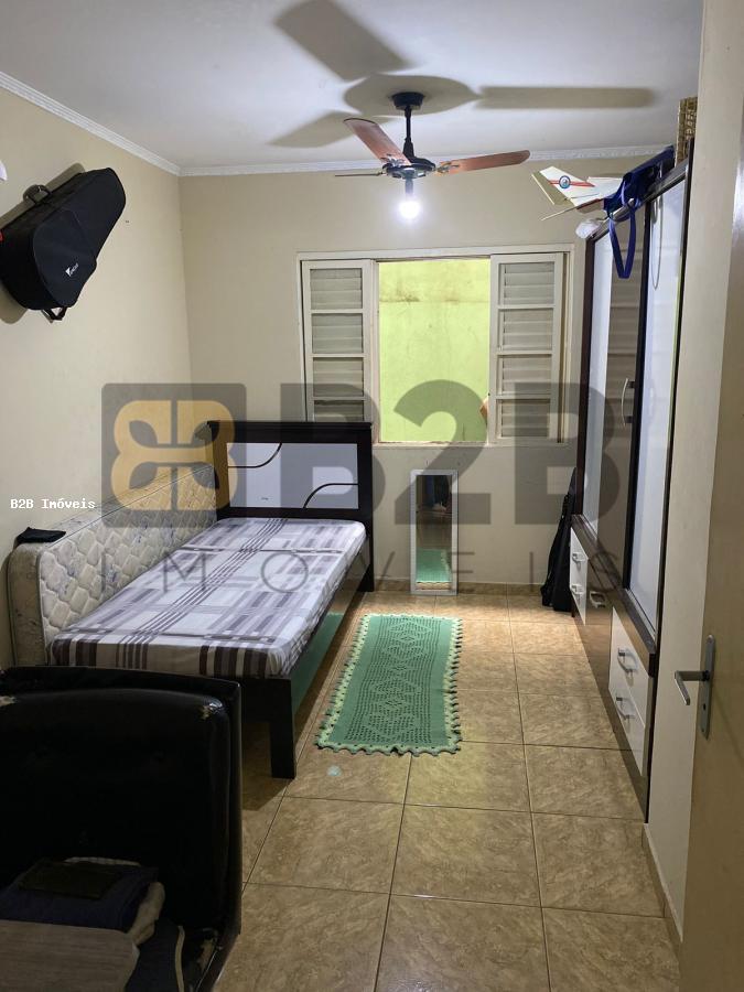 Casa à venda com 3 quartos, 150m² - Foto 15