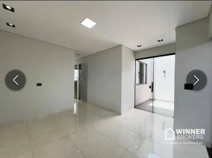 Casa para alugar com 3 quartos, 97m² - Foto 4