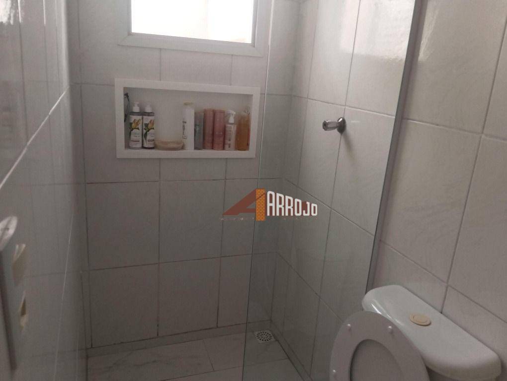 Sobrado à venda com 2 quartos, 69m² - Foto 4