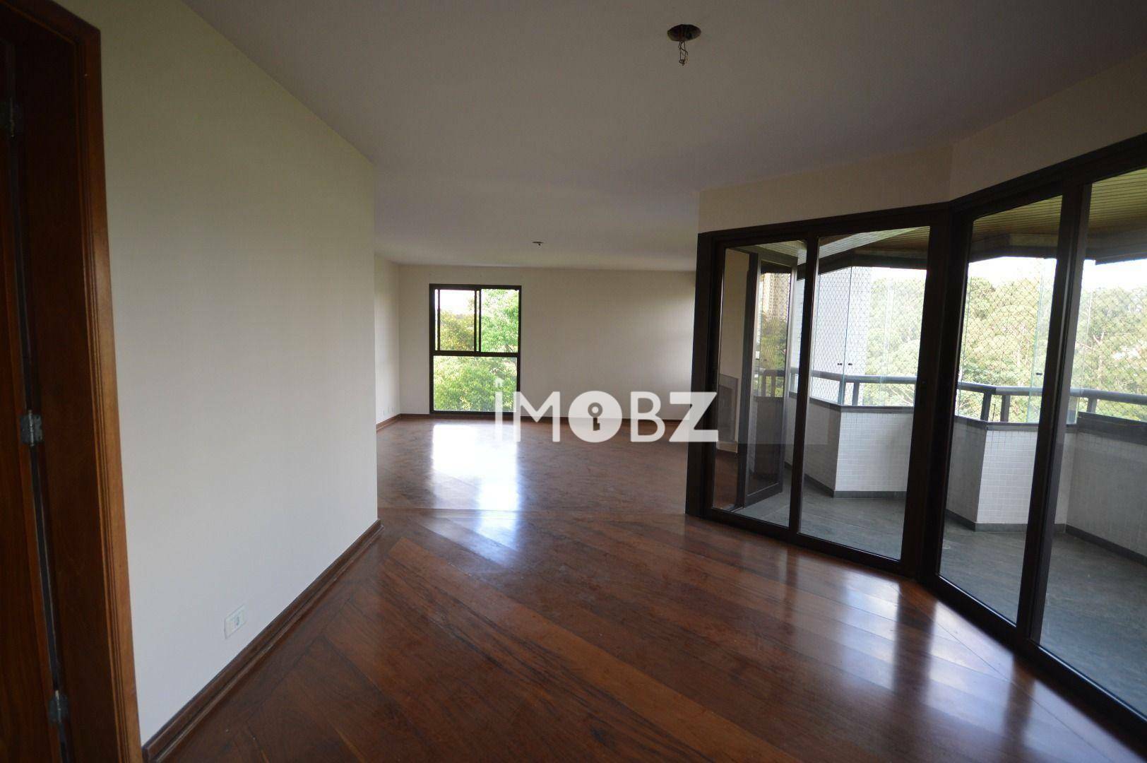 Apartamento à venda com 4 quartos, 196m² - Foto 3