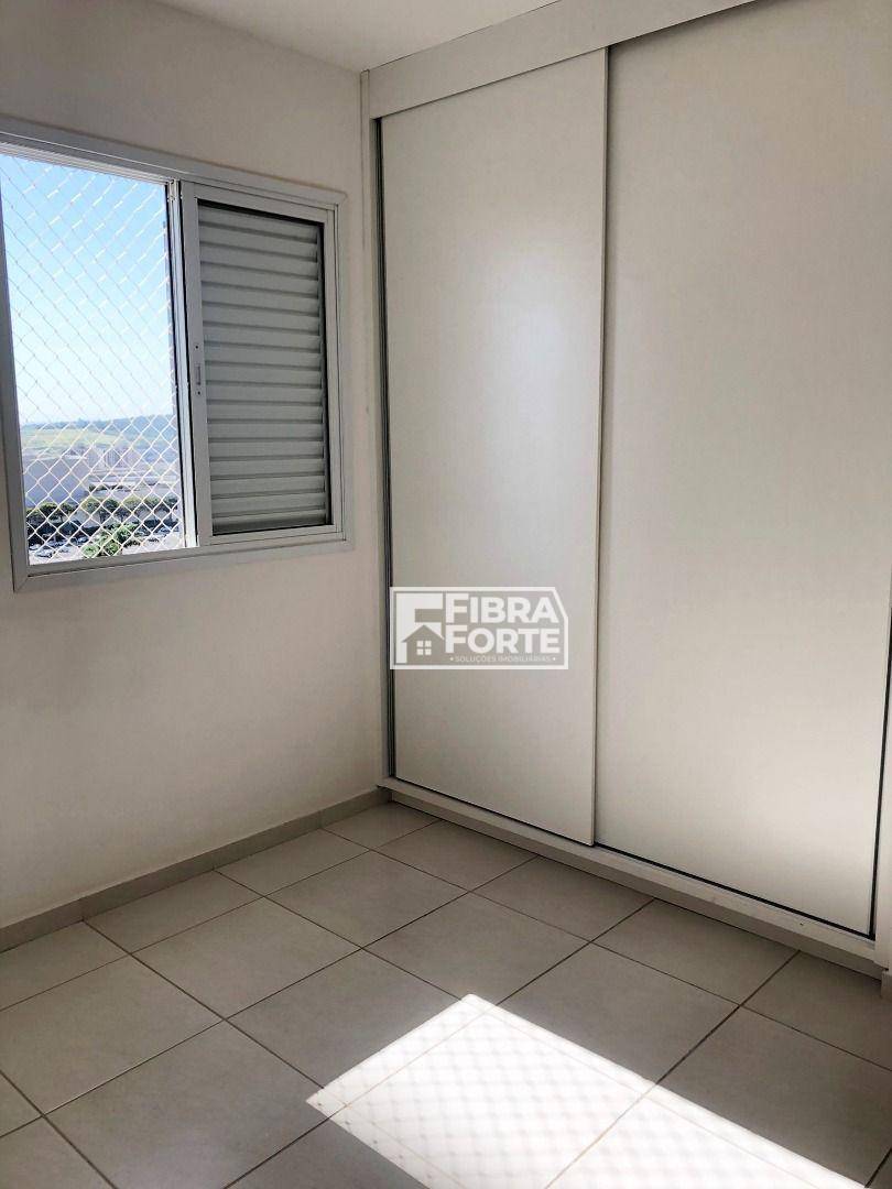 Apartamento à venda com 3 quartos, 80m² - Foto 4