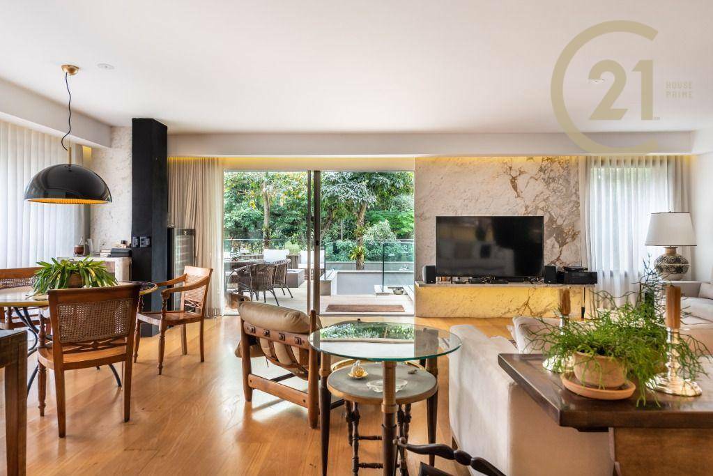 Casa à venda e aluguel com 3 quartos, 459m² - Foto 1