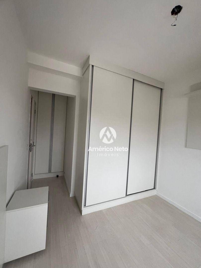 Apartamento para alugar com 2 quartos, 74m² - Foto 31