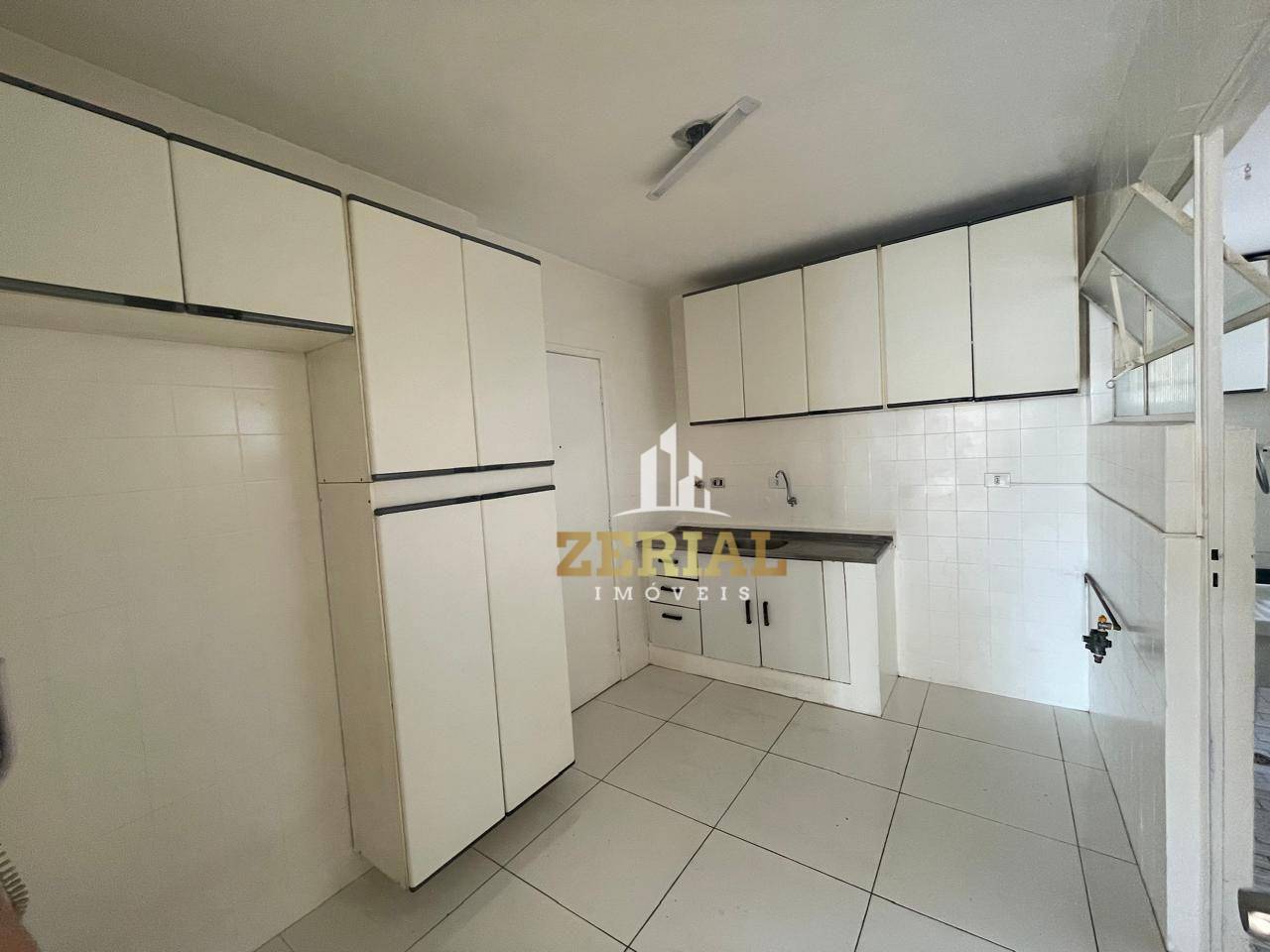 Apartamento para alugar com 3 quartos, 116m² - Foto 6