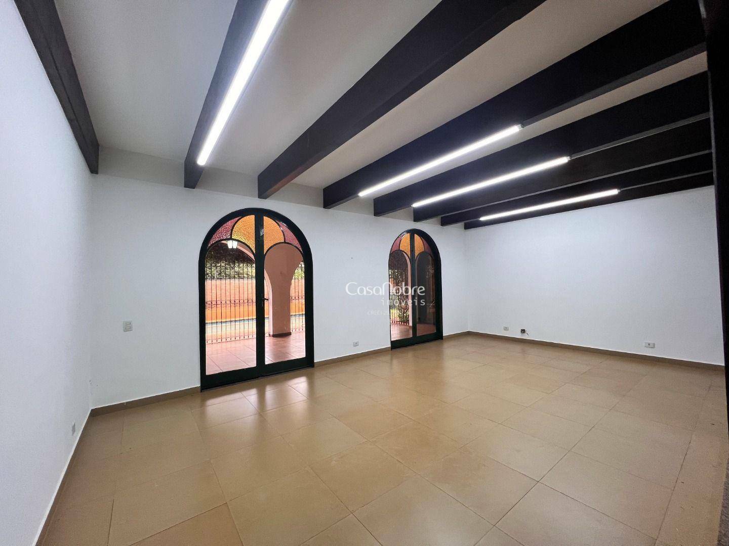 Casa à venda com 5 quartos, 436m² - Foto 2