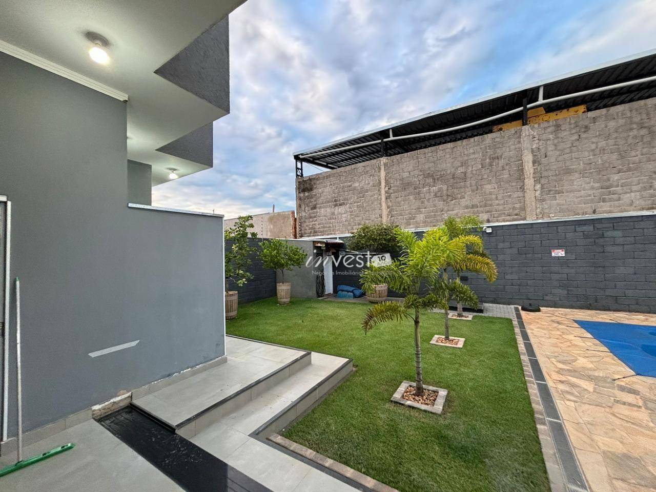 Casa à venda com 2 quartos, 130m² - Foto 4