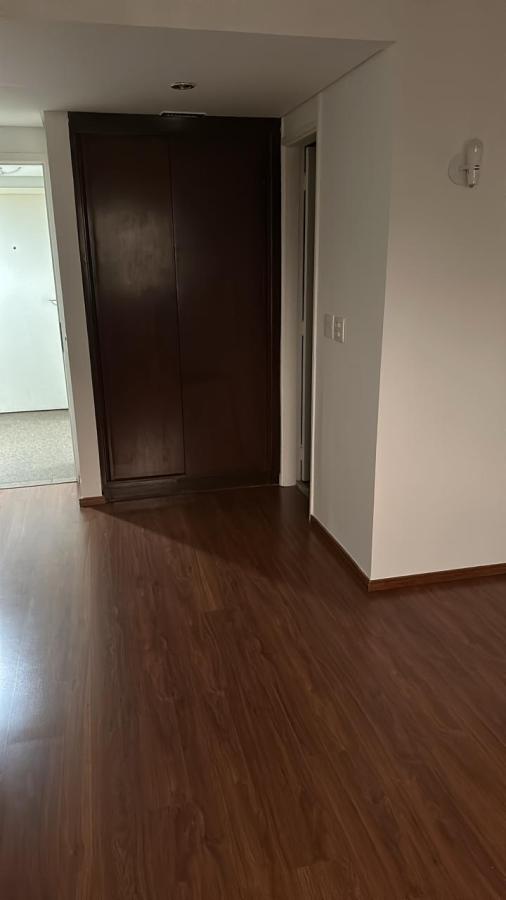 Apartamento à venda com 1 quarto, 24m² - Foto 4