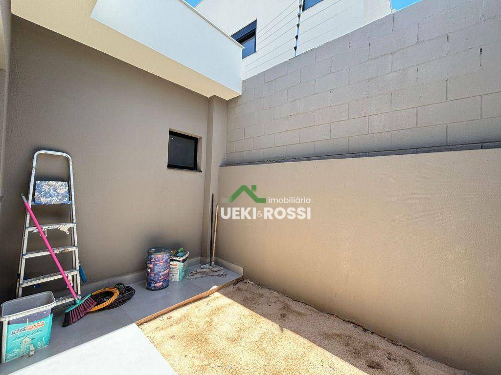 Casa à venda com 3 quartos, 79m² - Foto 14