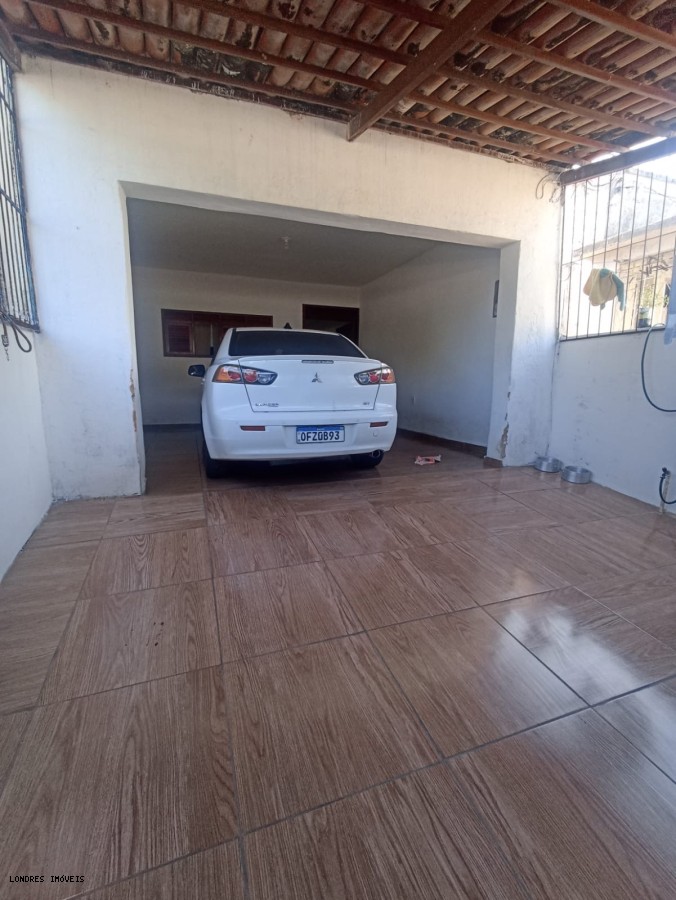 Casa à venda com 5 quartos, 200m² - Foto 18