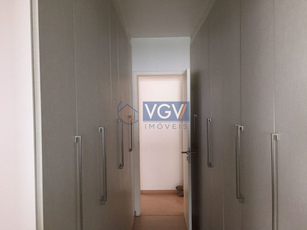 Apartamento à venda com 3 quartos, 155m² - Foto 4