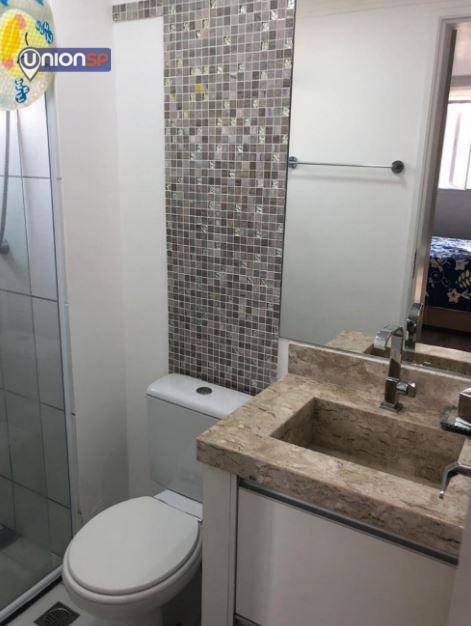 Apartamento à venda com 2 quartos, 61m² - Foto 8