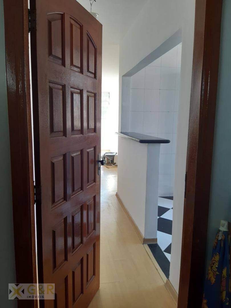 Apartamento à venda com 3 quartos, 82m² - Foto 9