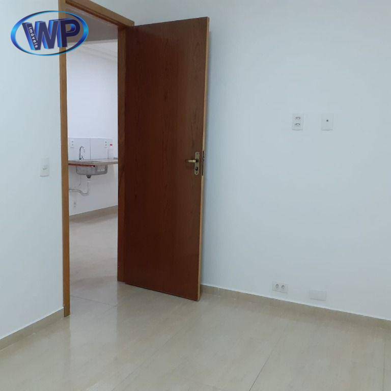 Apartamento para alugar com 2 quartos, 45m² - Foto 4