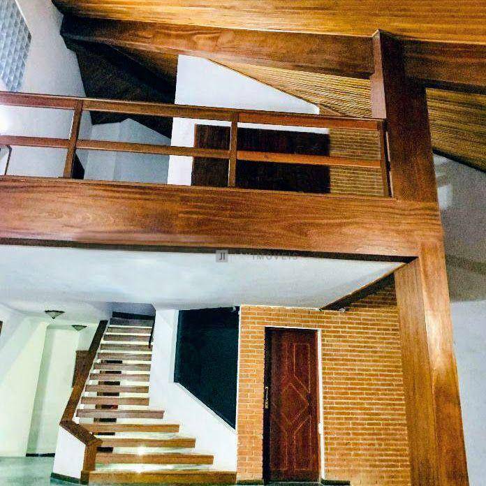 Casa à venda com 3 quartos, 600m² - Foto 33