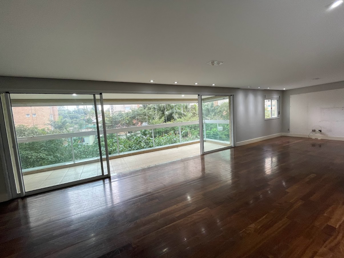 Apartamento à venda com 3 quartos, 169m² - Foto 13