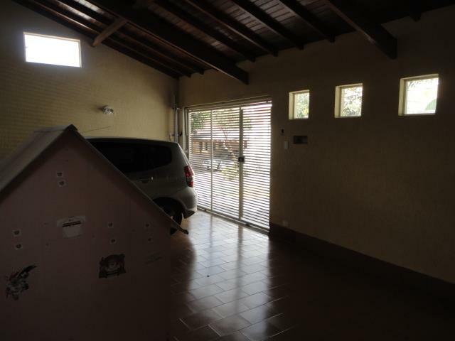 Casa à venda com 2 quartos, 149m² - Foto 2