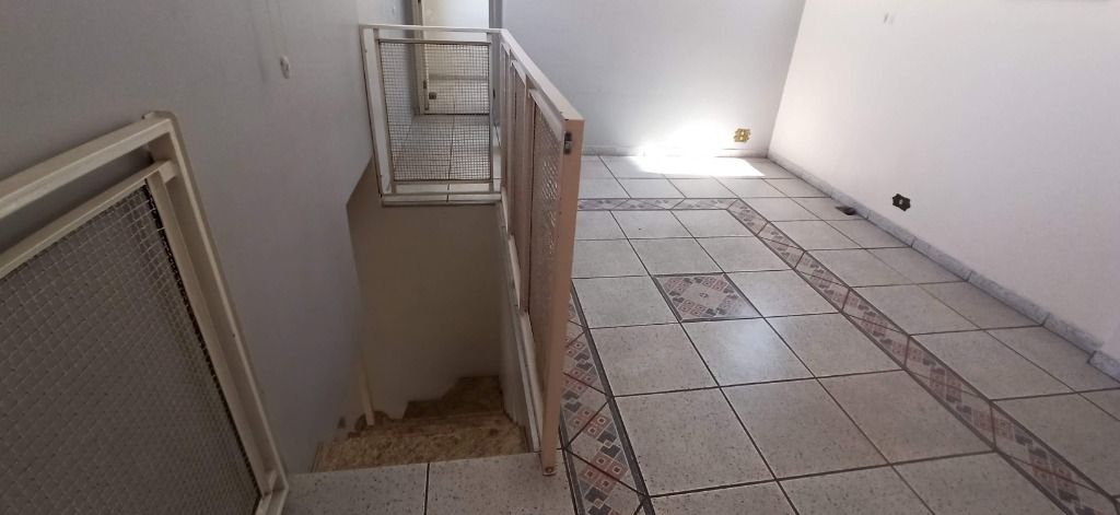 Apartamento para alugar com 3 quartos, 140m² - Foto 46