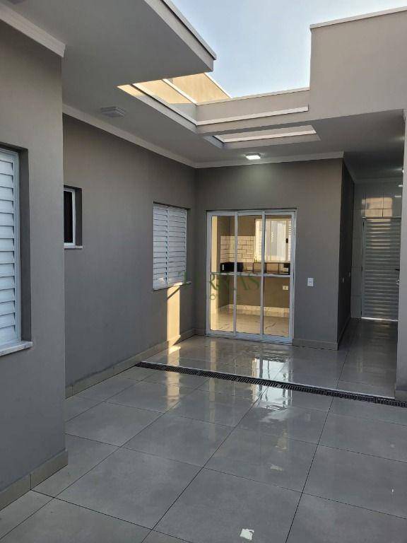 Casa à venda com 2 quartos, 69m² - Foto 4