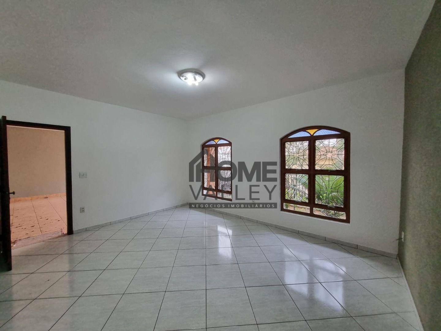 Casa à venda e aluguel com 4 quartos, 220m² - Foto 16