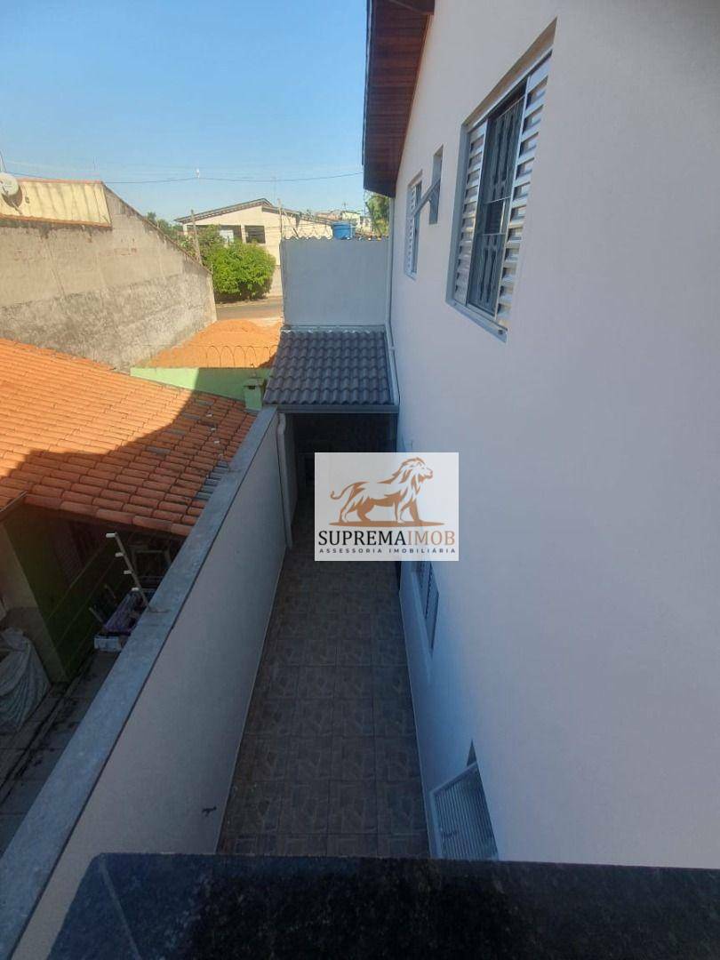 Casa à venda com 4 quartos, 220m² - Foto 13